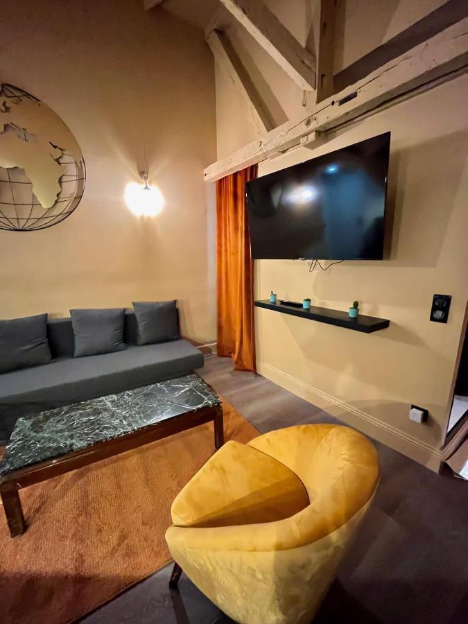 Romain - Appartement A Reims Exteriör bild